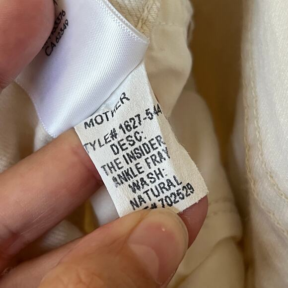 MOTHER The Insider Ankle Fray in Natural Size 28 - Picture 7 of 7